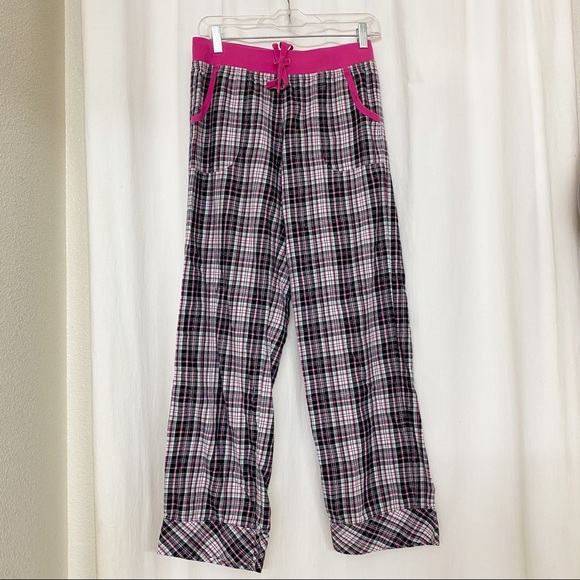 Victoria’s Secret Plaid Pajamas Pants - Picture 10 of 10